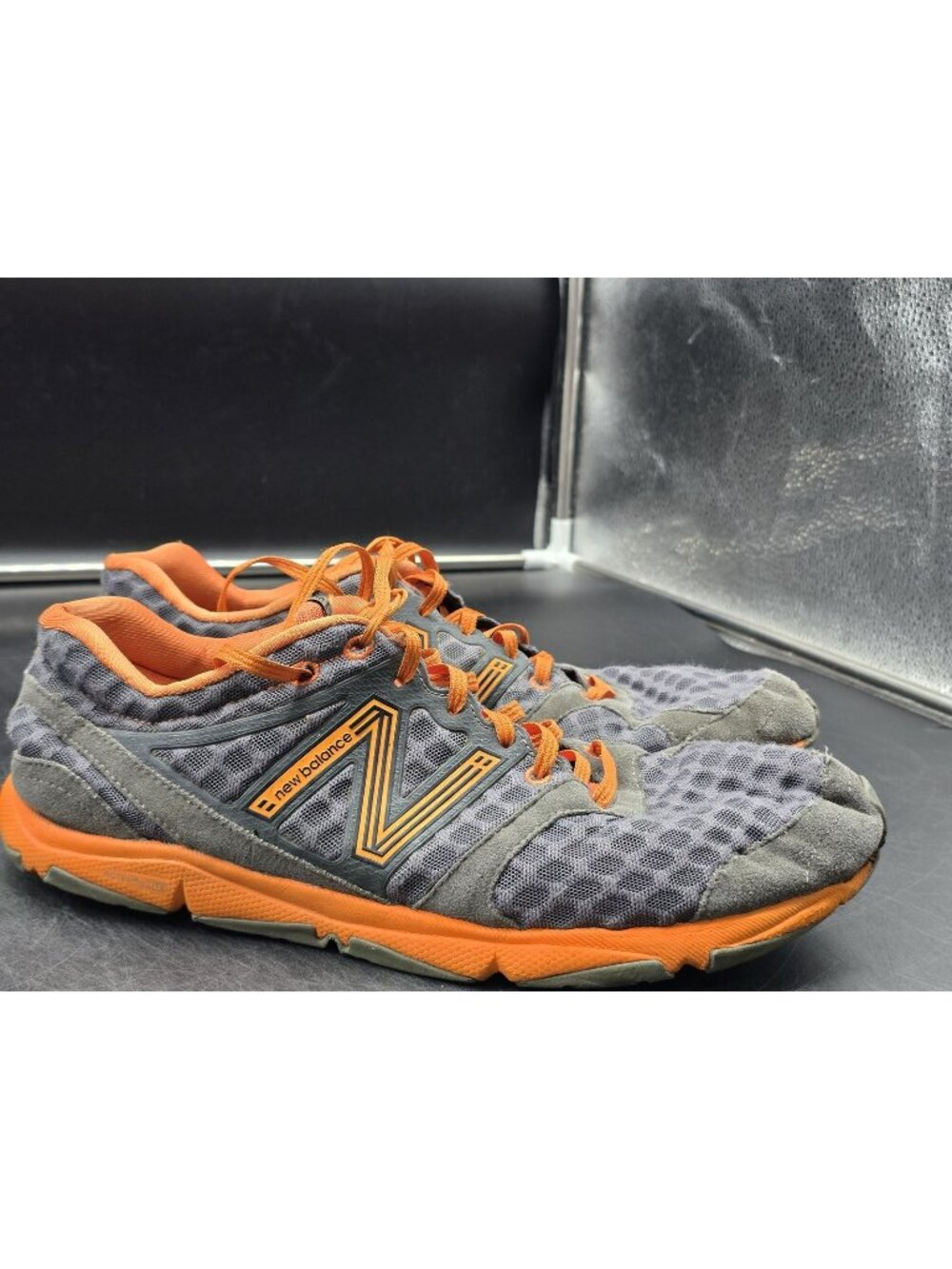 New Balance 730v1 Shoes Mens Size 11.5 Gray Orange Mesh Damaged Running Sneakers